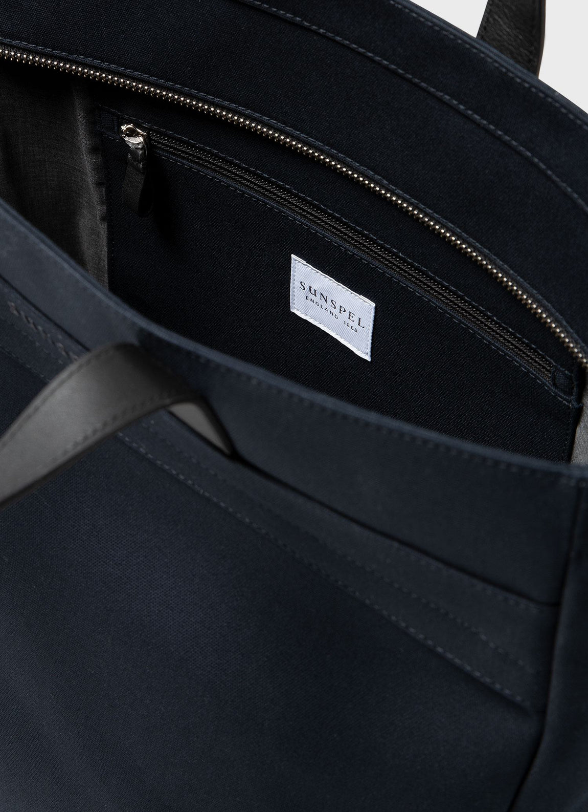 Travel Tote in Navy