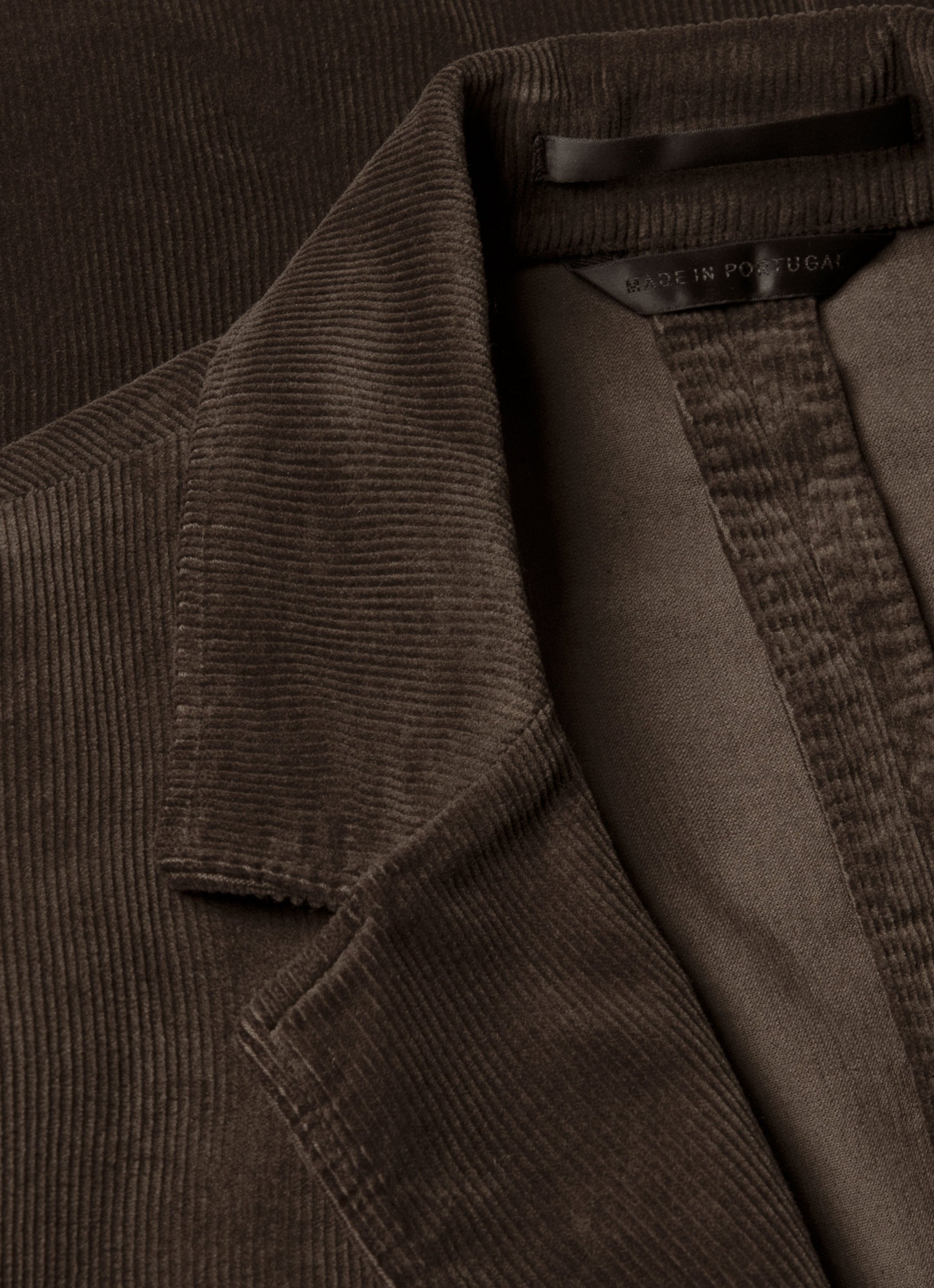 Men's Corduroy Two-Piece Suit in Coffee