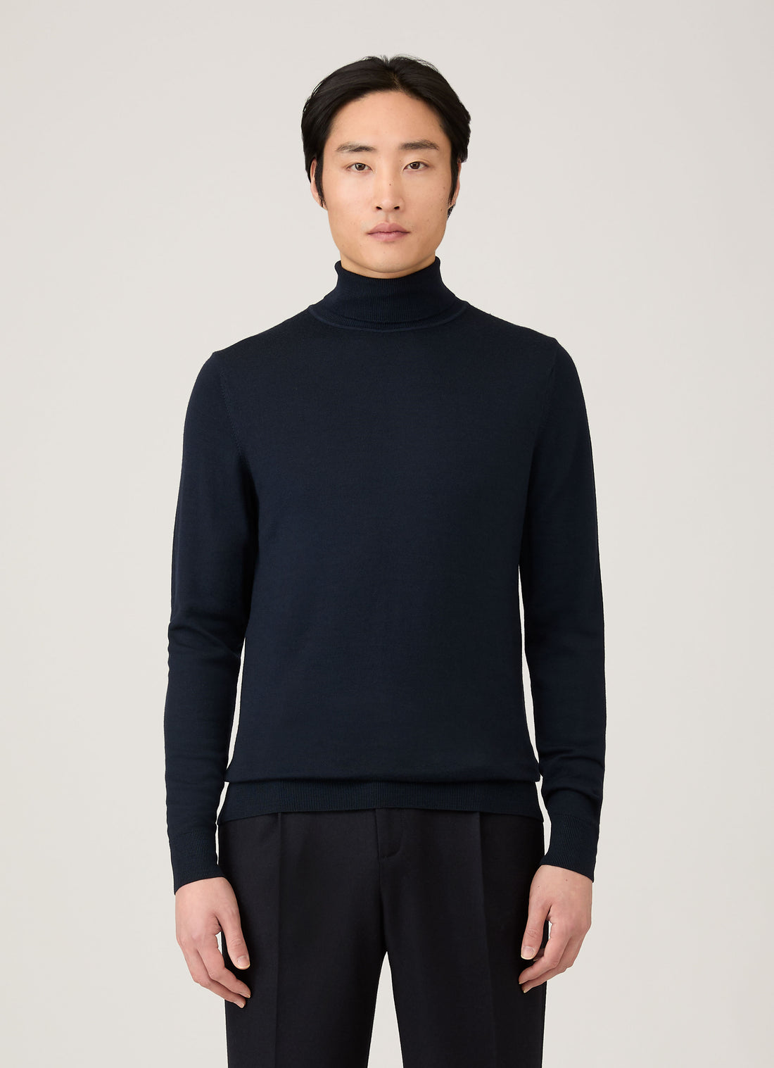 Rollkragenpullover aus extrafeiner Merinowolle