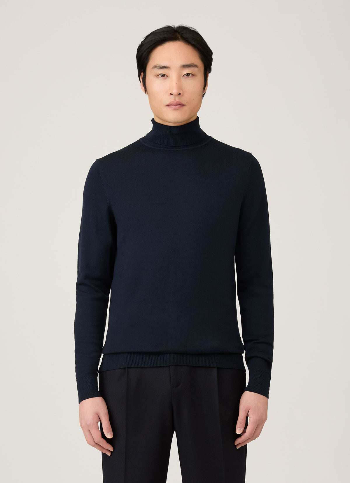 Men's Extra-Fine Merino Roll Neck Jumper in Navy
