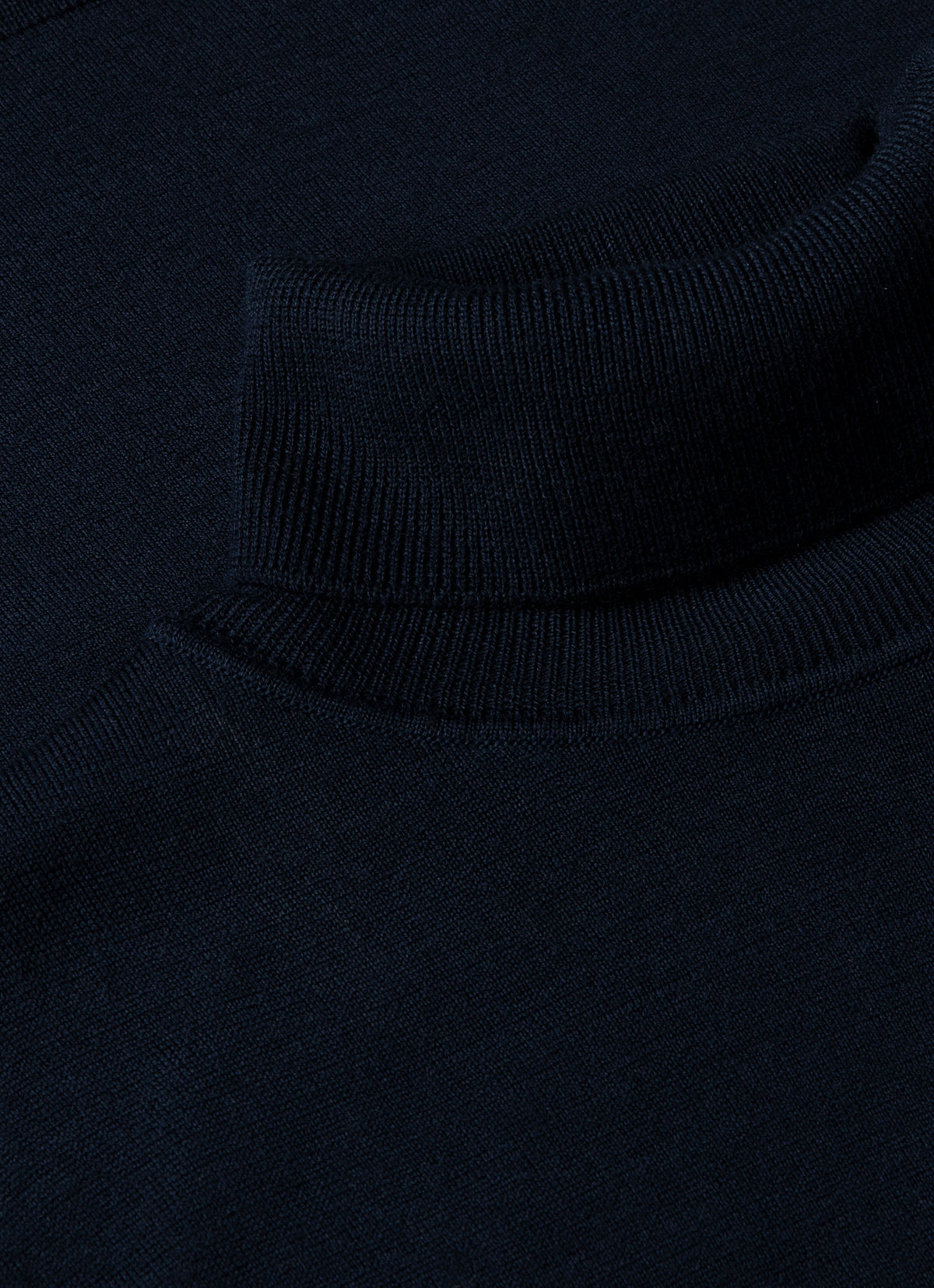 Men's Extra-Fine Merino Roll Neck Jumper in Light Navy