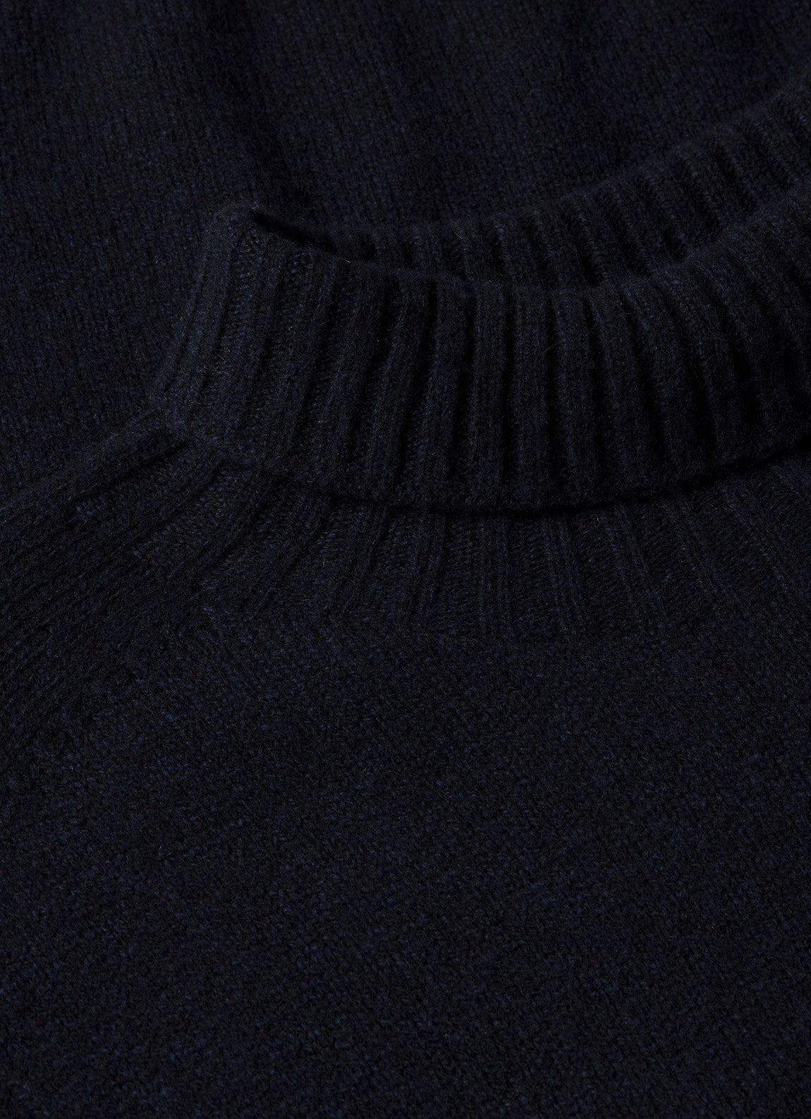 Men's Lambswool Roll Neck in Dark Navy Mouline