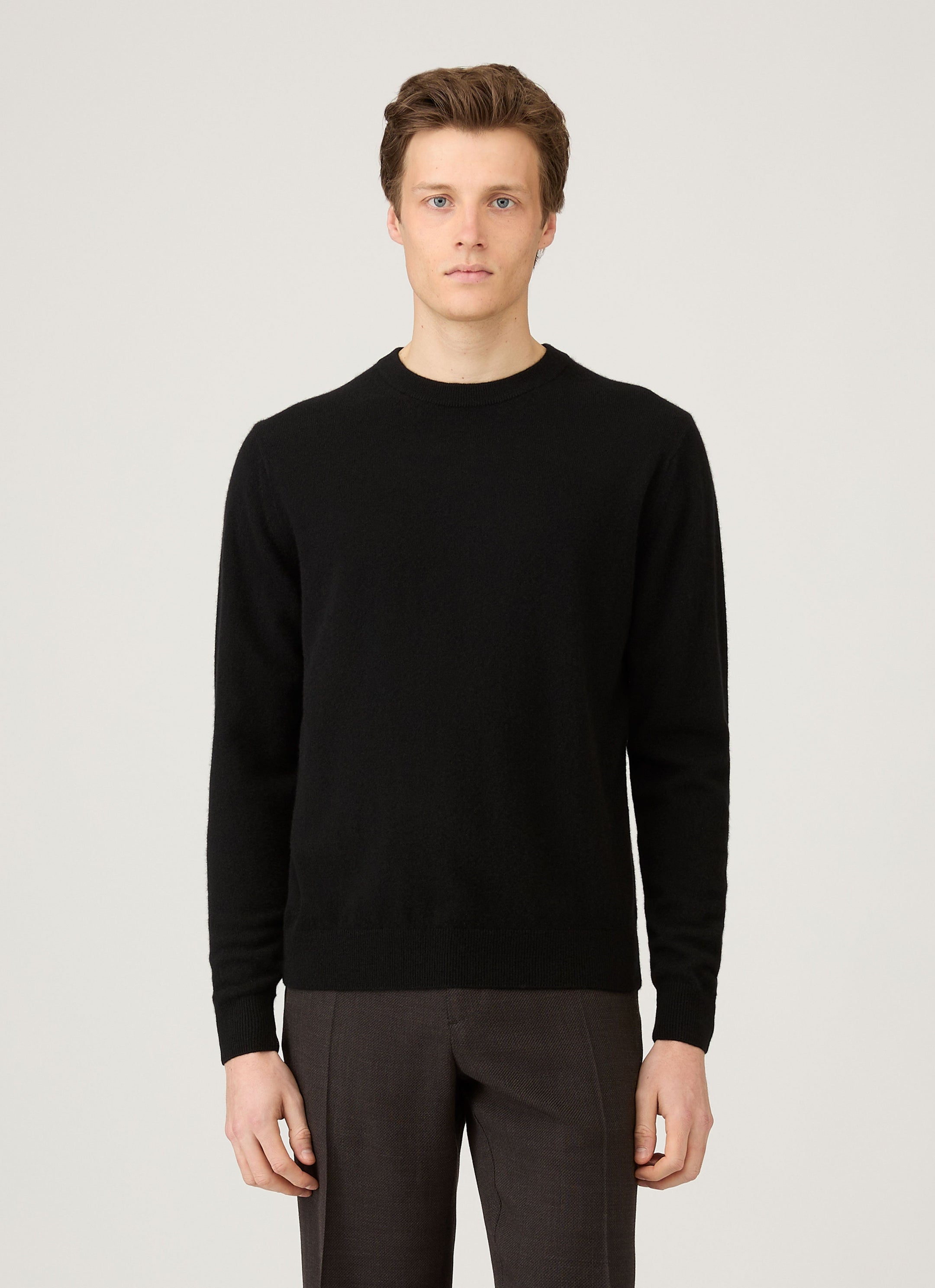 Men's Cashmere Crew Neck Jumper in Black
