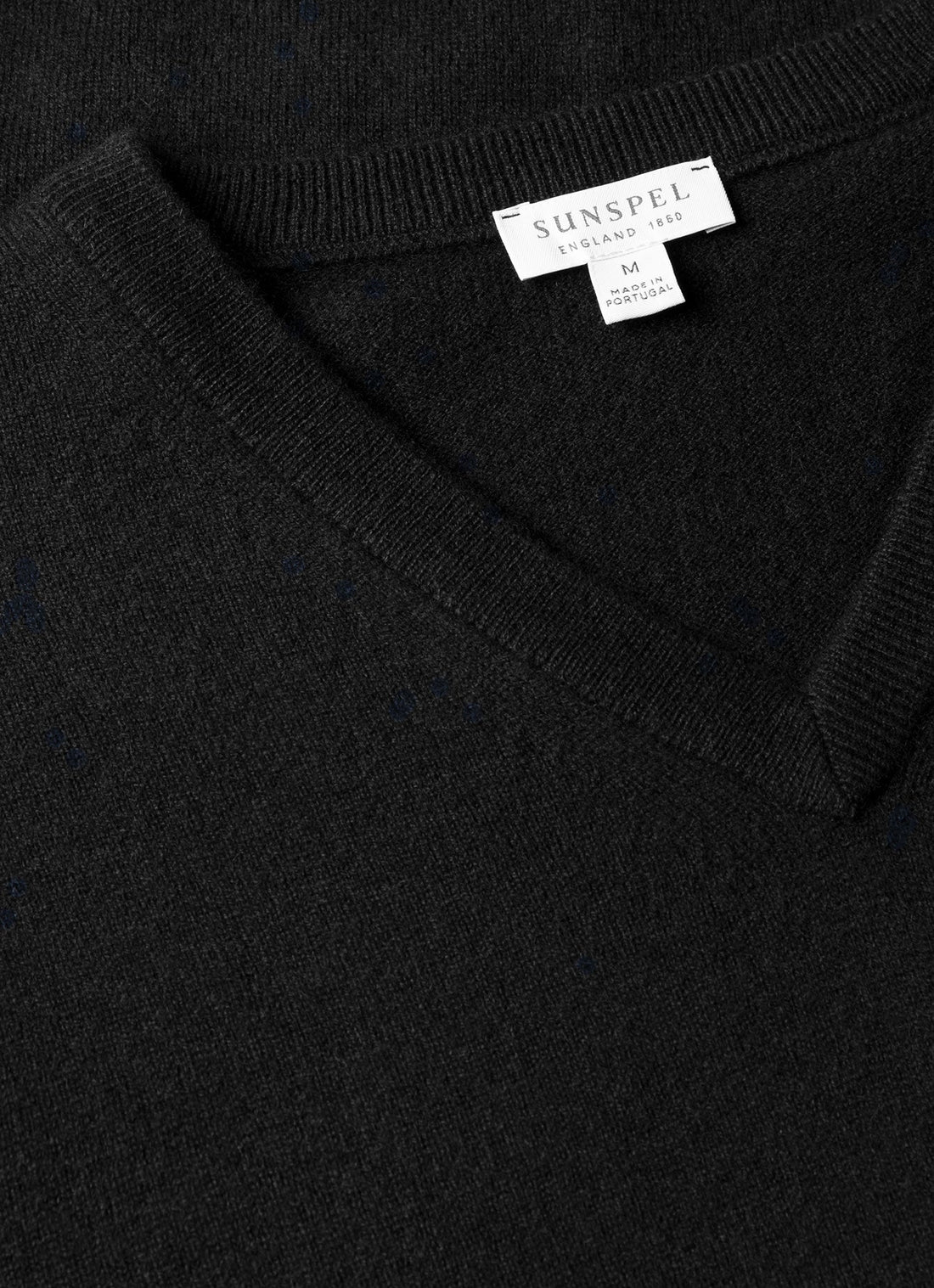 Kaschmirpullover mit V-Ausschnitt