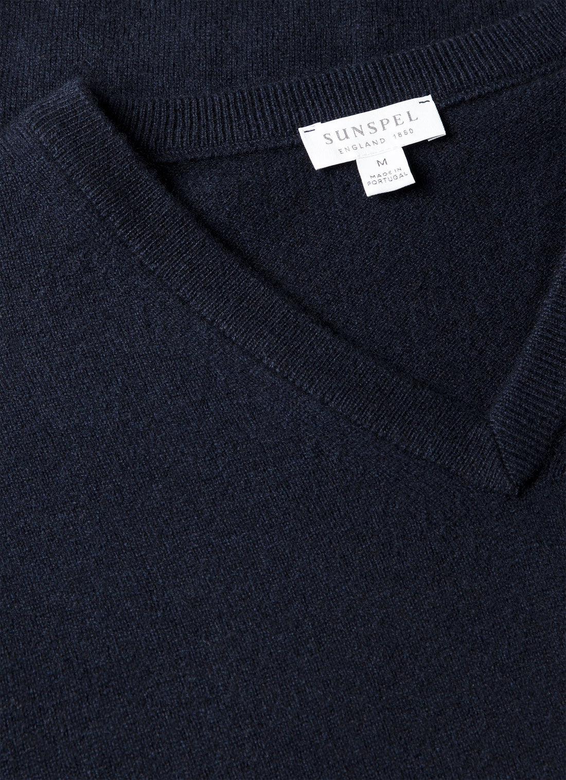 Kaschmirpullover mit V-Ausschnitt