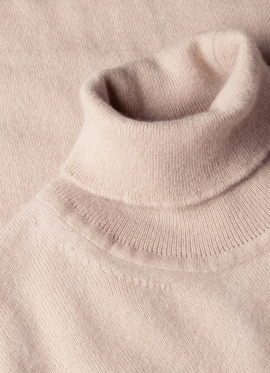 Pull col roulé en cachemire
