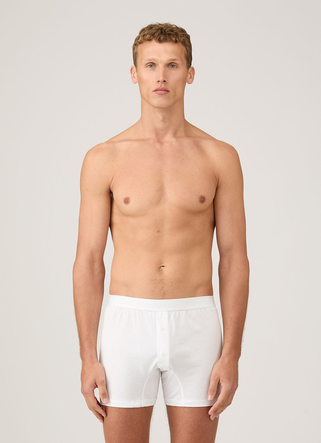 Lange Shorts mit Knöpfen aus extrafeiner Baumwolle