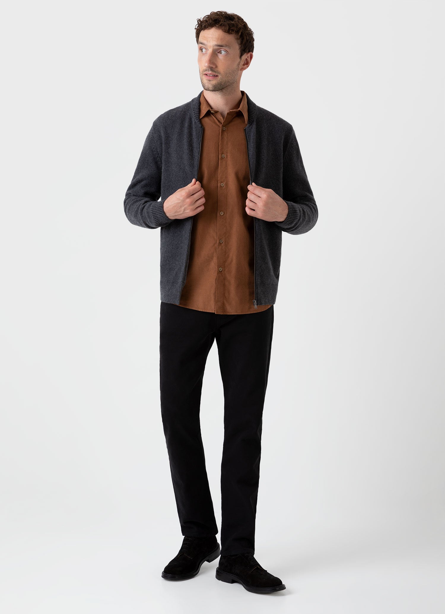 Men's Fine Cord Shirt in Pecan