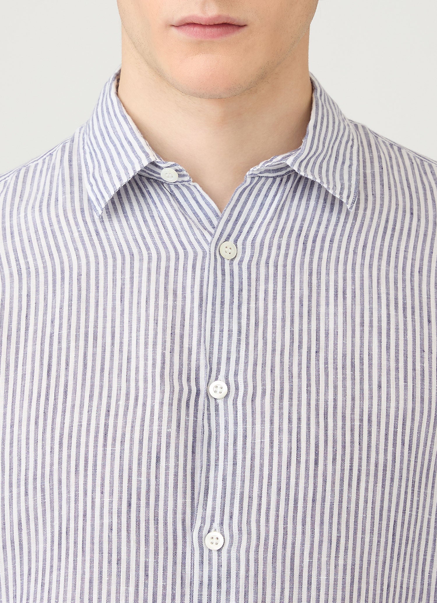 Men's Linen Shirt in White/Navy