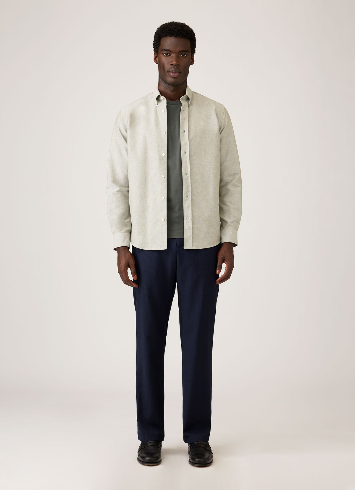 Men's Button Down Oxford Shirt in Light Khaki