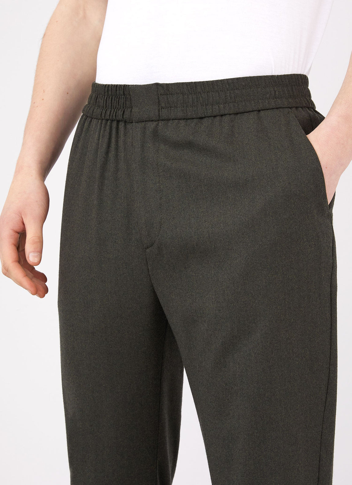 Men's Wool Flannel Drawstring Trouser in Dark Moss Melange
