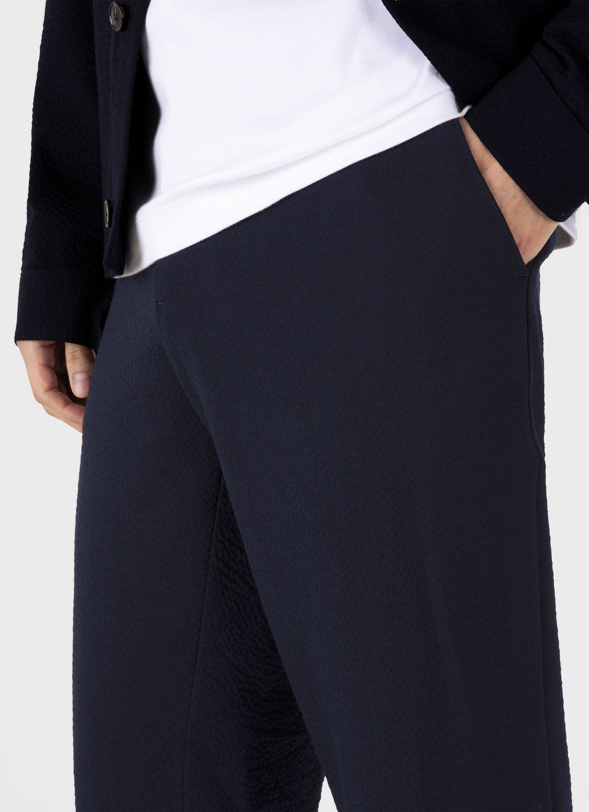 Men's Seersucker Wool Trouser in Navy