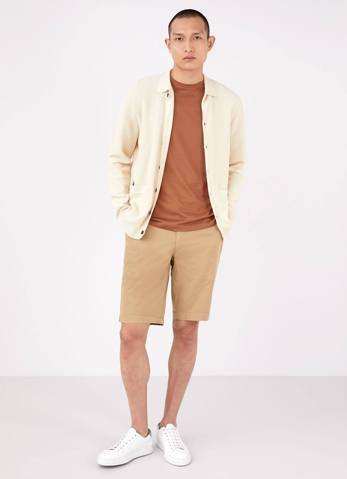 Men's Classic T-shirt in Gingerbread