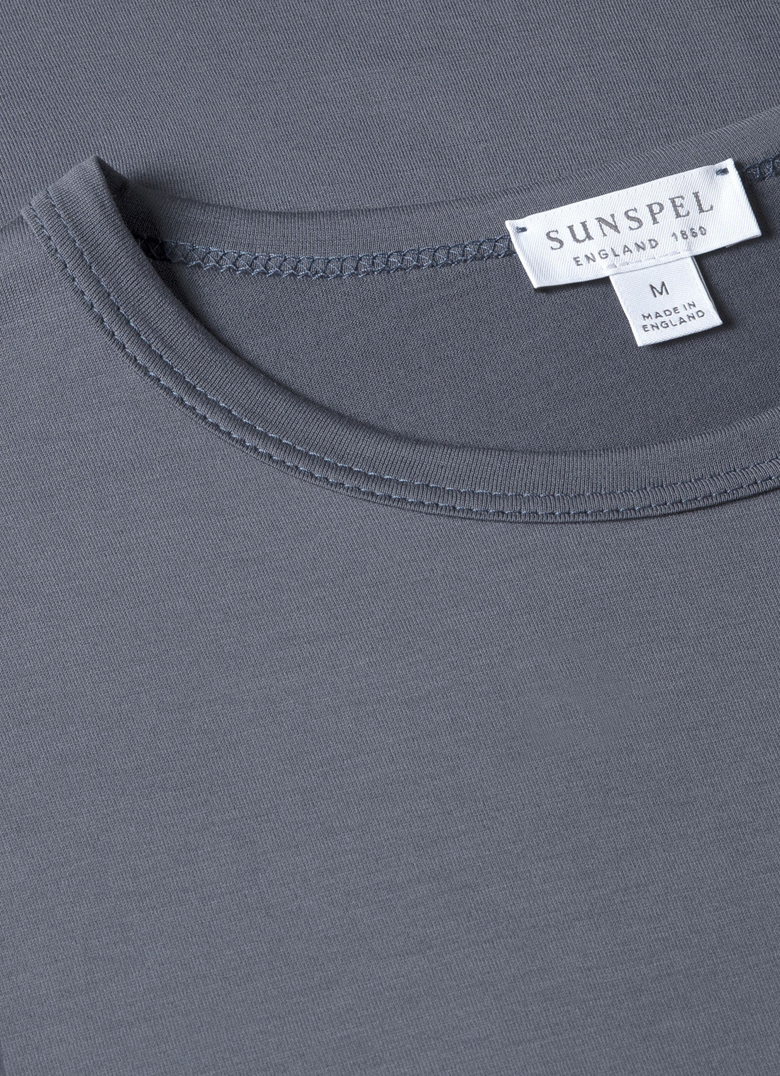 Klassisches T-Shirt