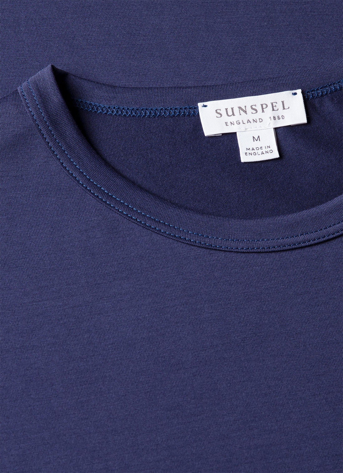 Klassisches T-Shirt