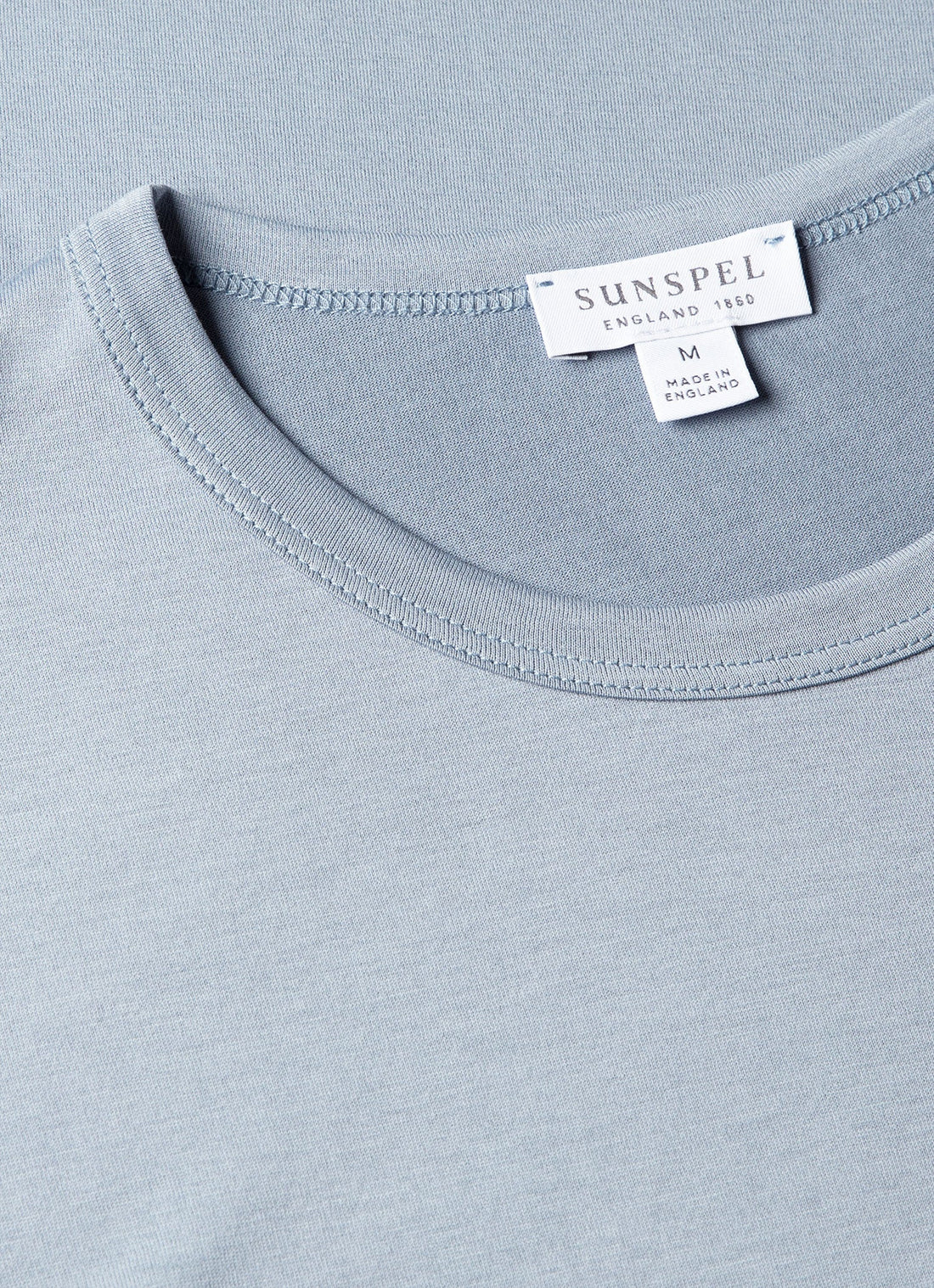 Klassisches T-Shirt