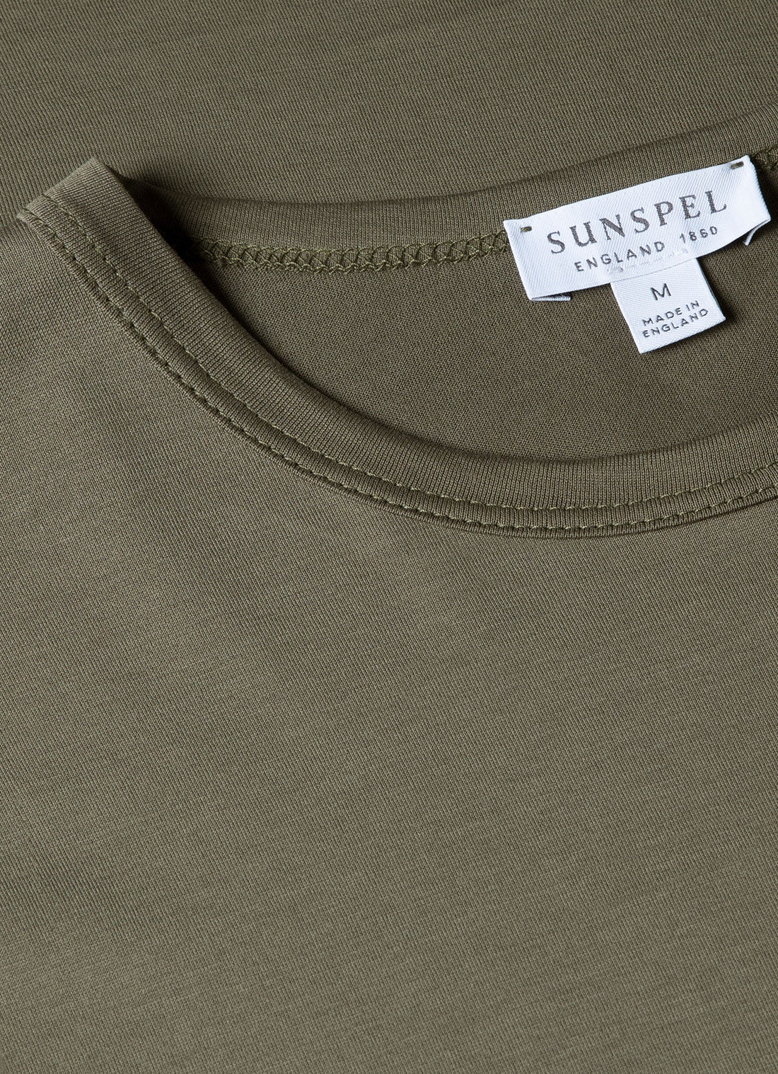 Klassisches T-Shirt
