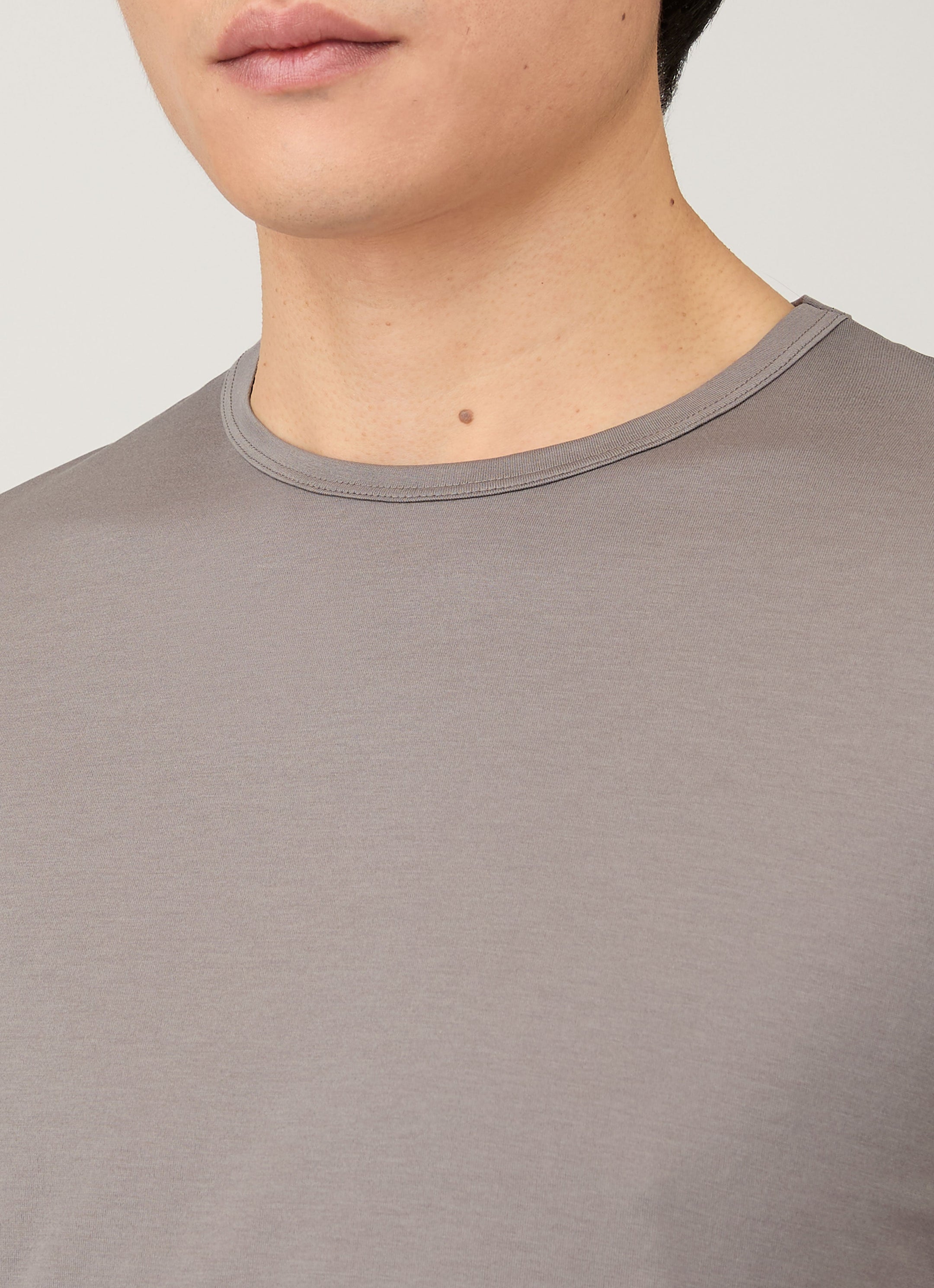 Men's Classic T-shirt in Iron Grey