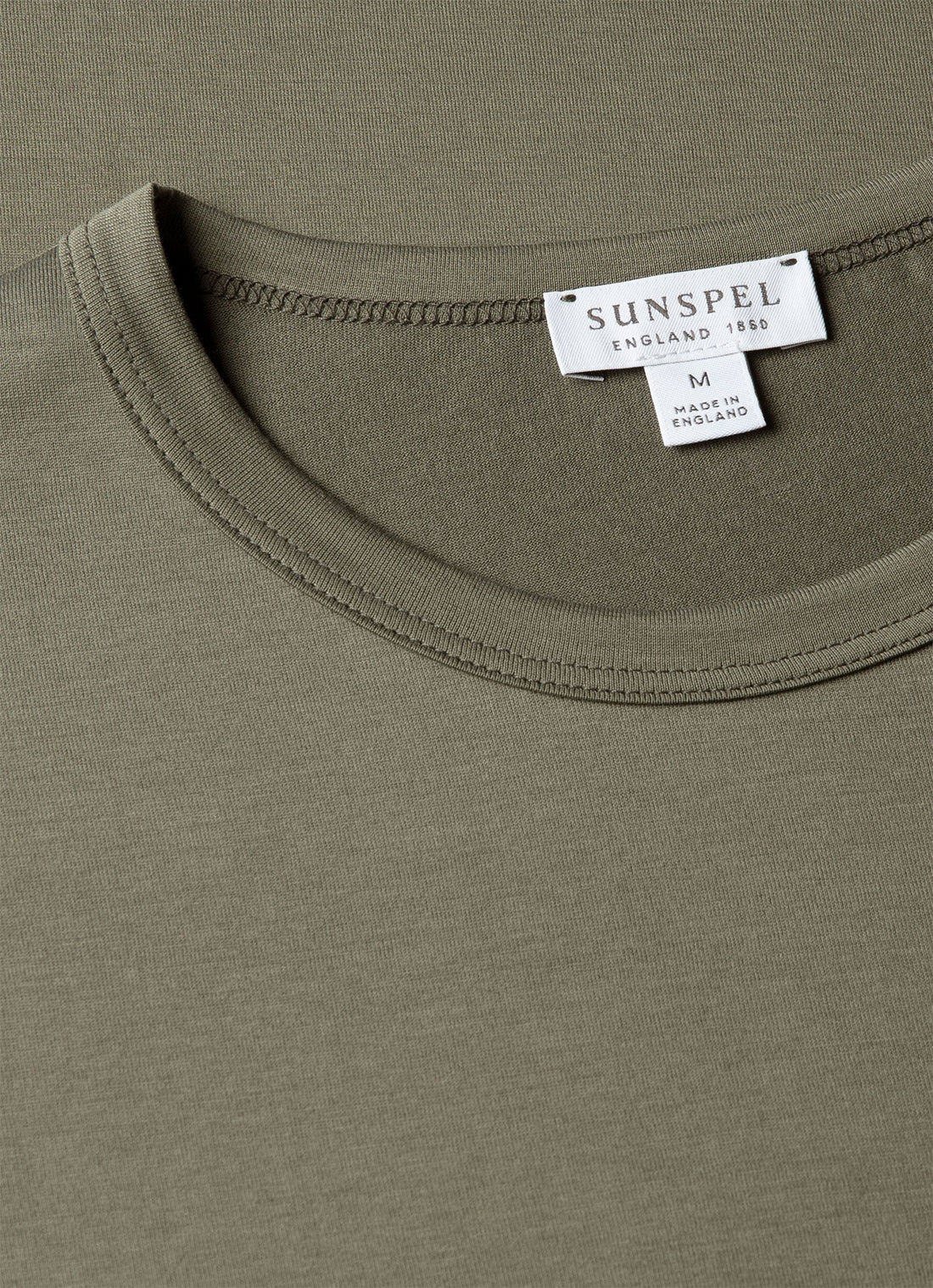 Klassisches T-Shirt