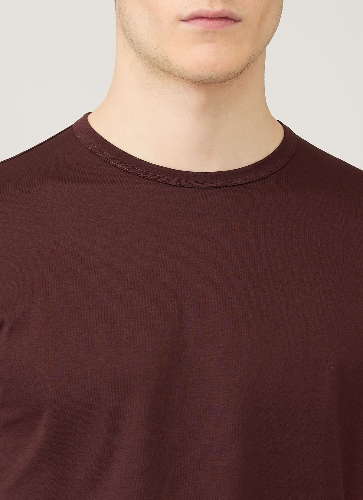 Men's Classic T-shirt in Bakelite
