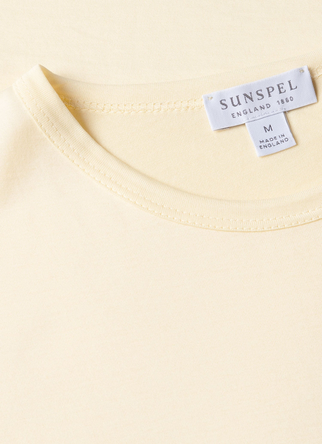 Klassisches T-Shirt
