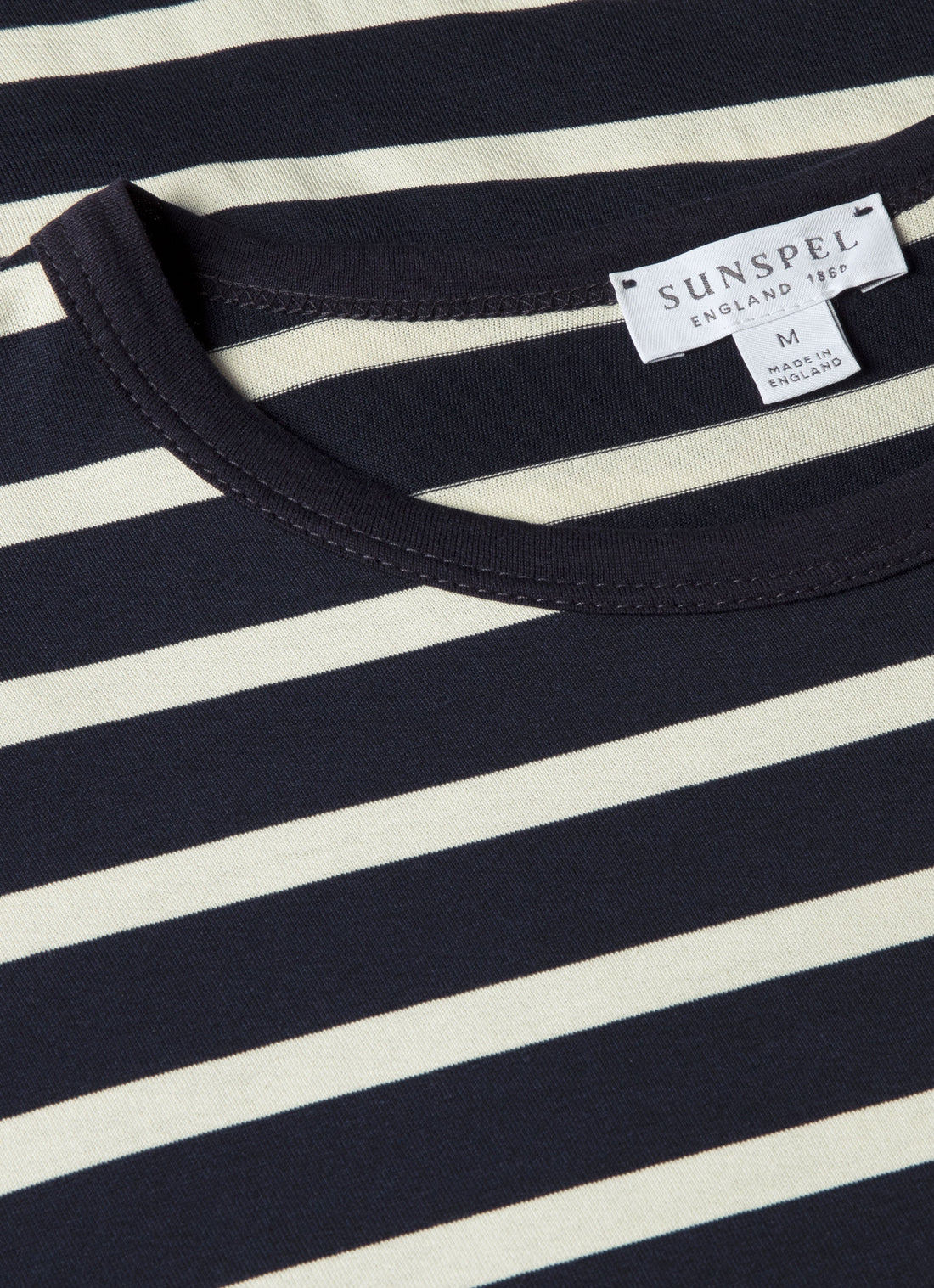 Klassisches T-Shirt