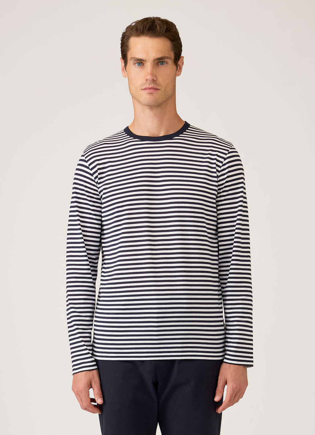 Klassisches Langarmshirt