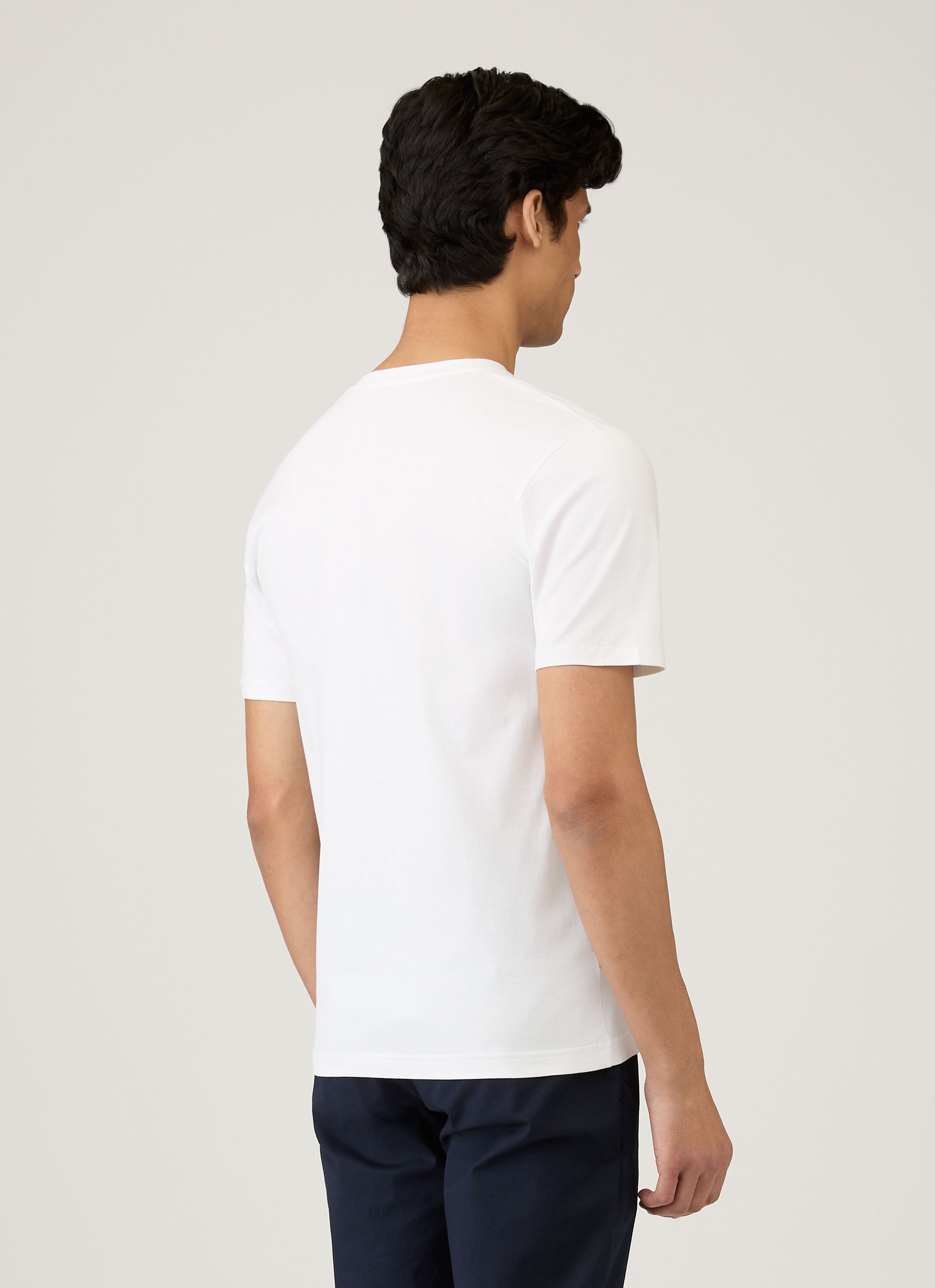 Men's Riviera V Neck T-shirt in White