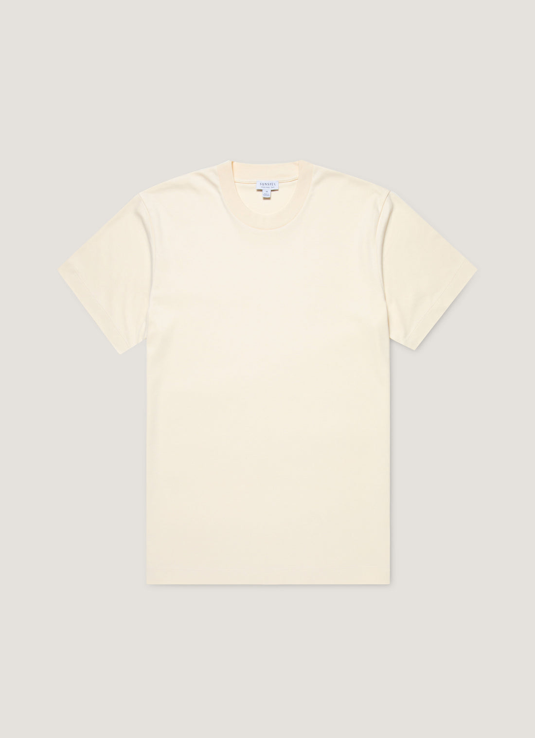 Locker geschnittenes T-Shirt