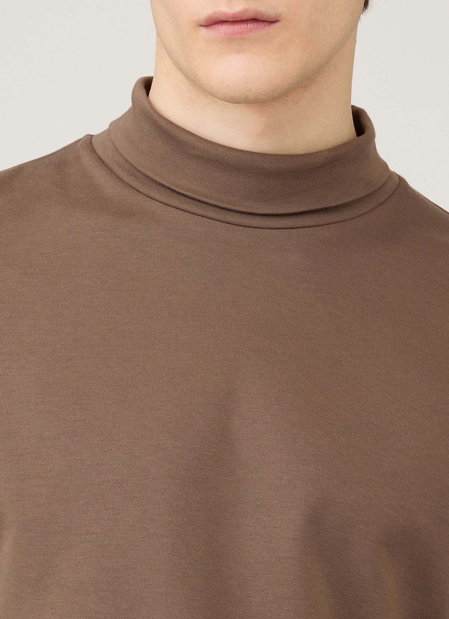 Men's Roll Neck Heavyweight T-shirt in Bark