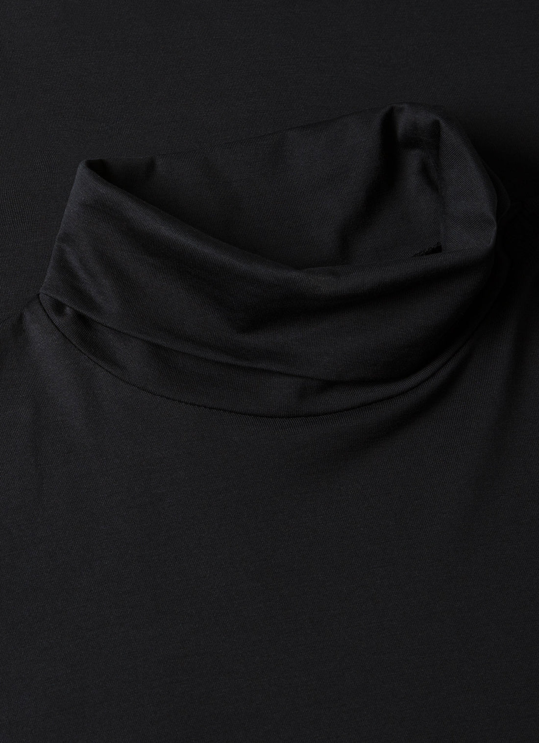 Schweres T-Shirt mit Rollkragen