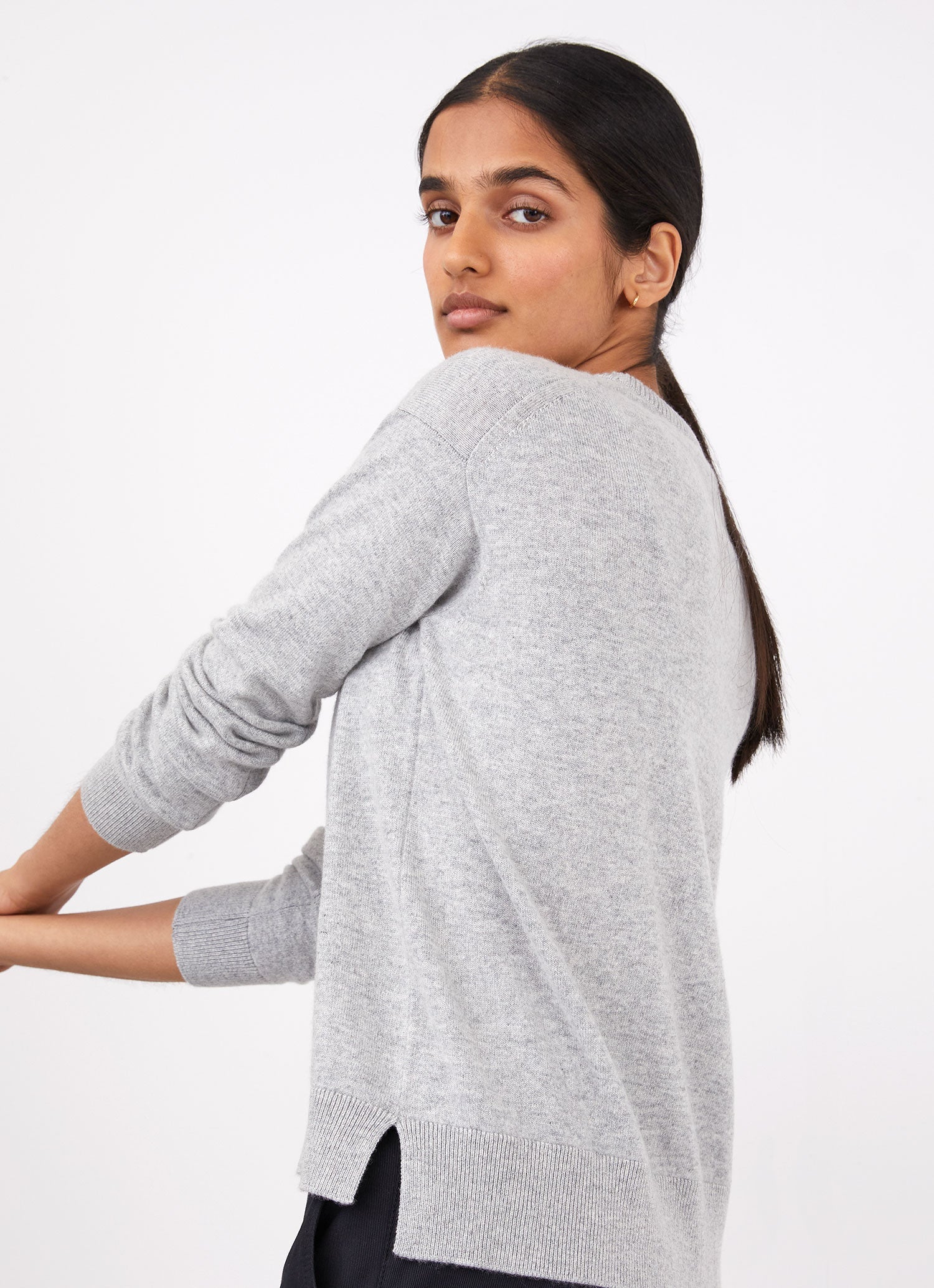 Women's Cashmere Crew Neck Jumper in Grey Melange