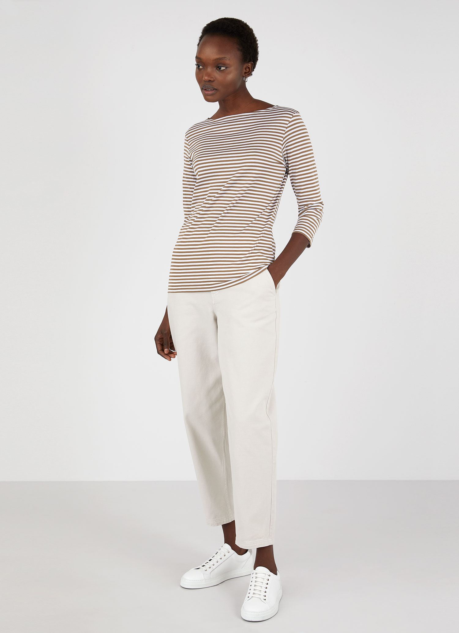 Women's Boat Neck T-shirt in Dark Tan/White English Stripe