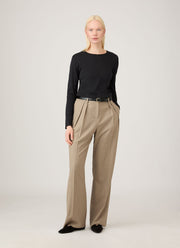 Women's Long Sleeve Classic T-shirt in Black