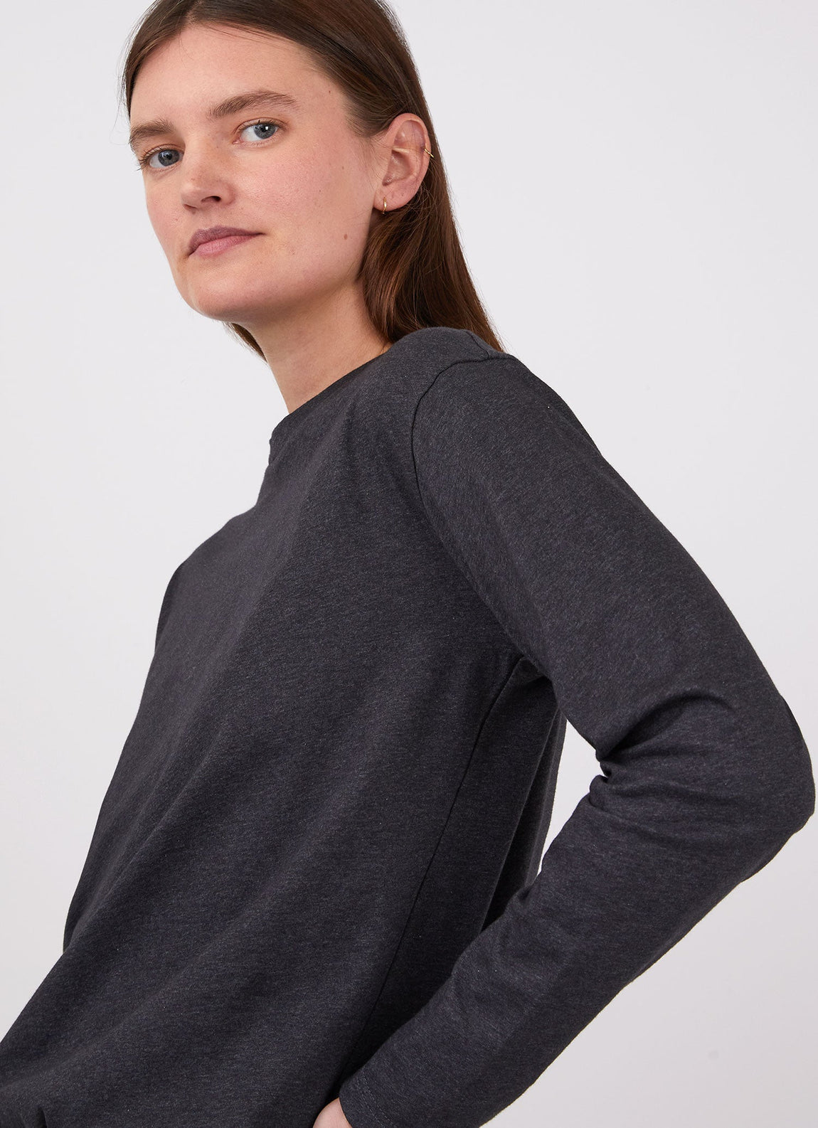 Women's Long Sleeve Boy Fit T-shirt in Charcoal Melange