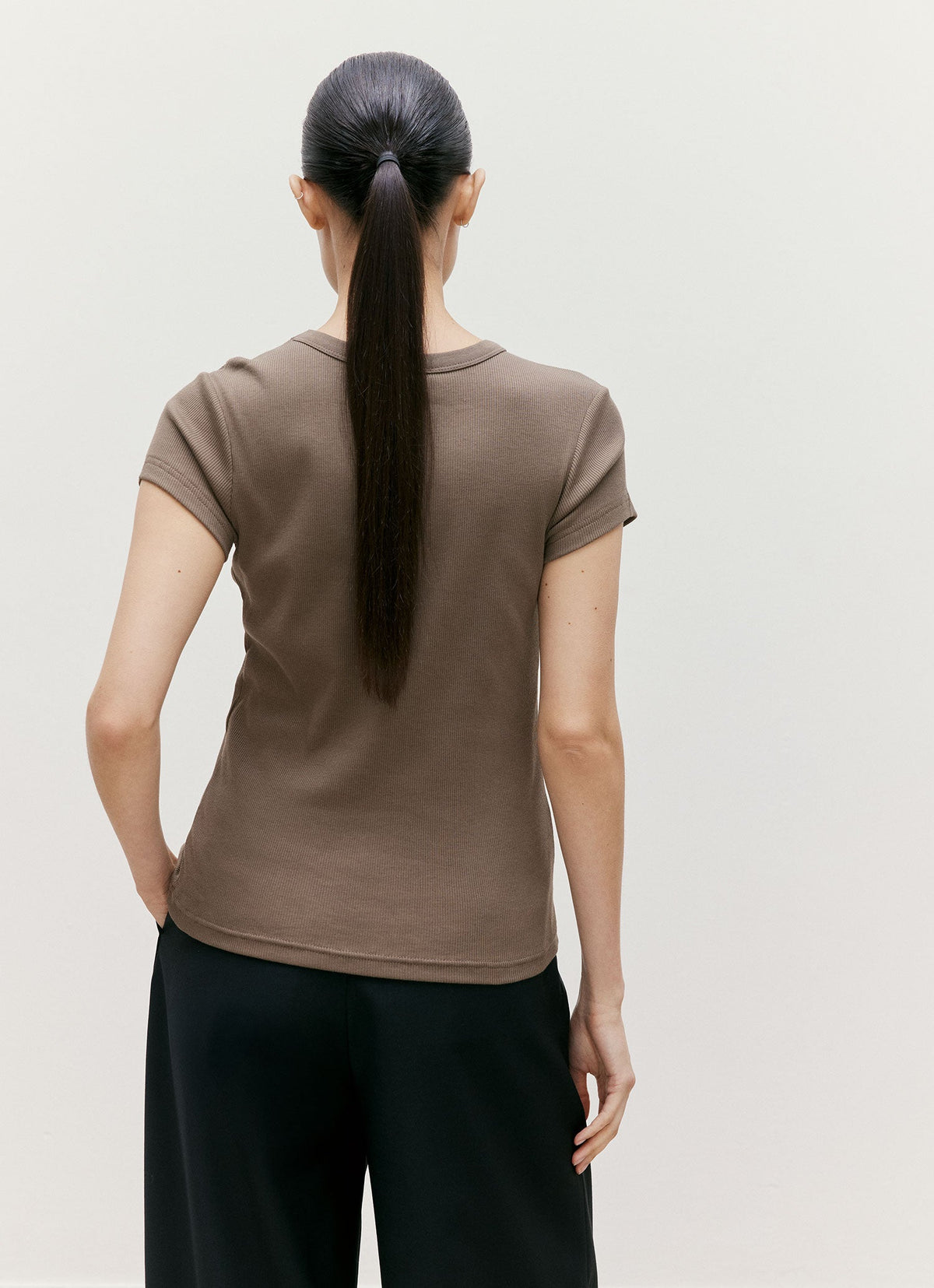 Women's Ribbed T-shirt in Dark Cedar