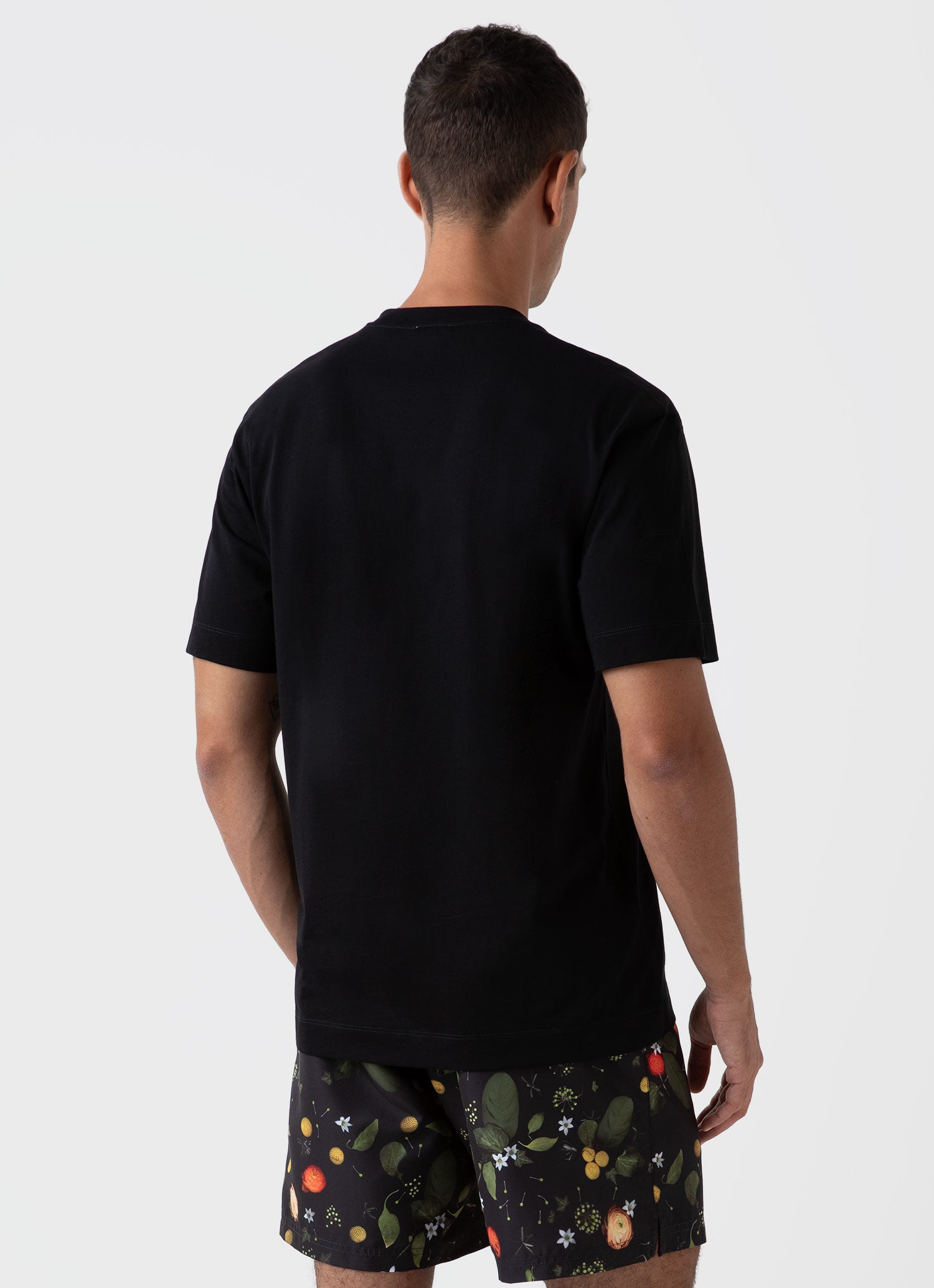 Men's Charlotte Gosch Pocket T-shirt in Hedgerow