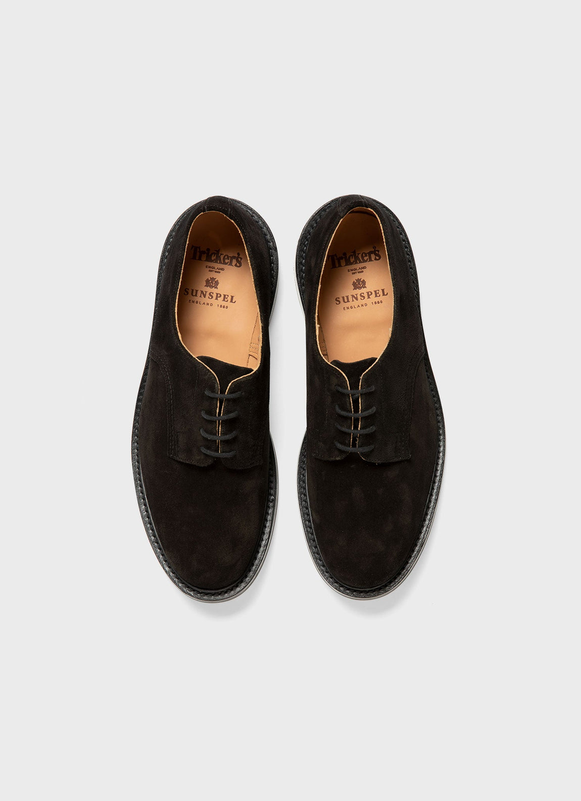 Men's Sunspel and Trickers Suede Derby Shoe in Black