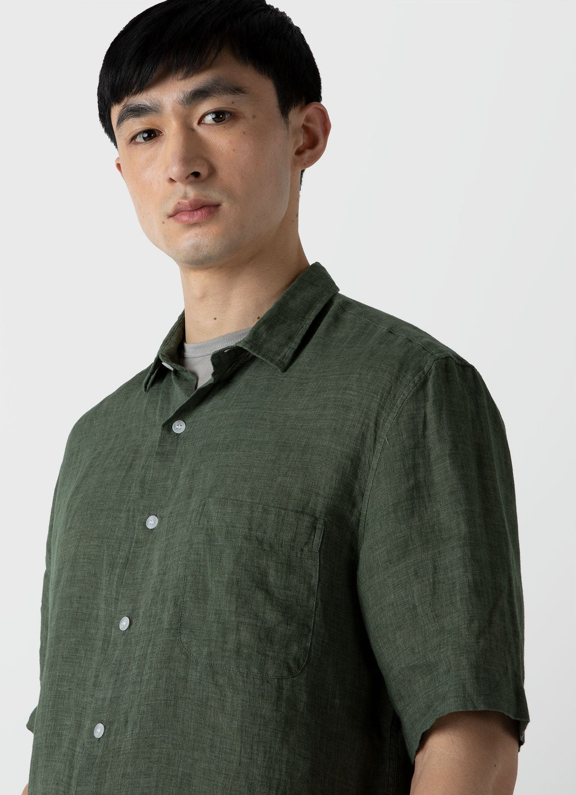 Men's Short Sleeve Linen Shirt in Hunter Green