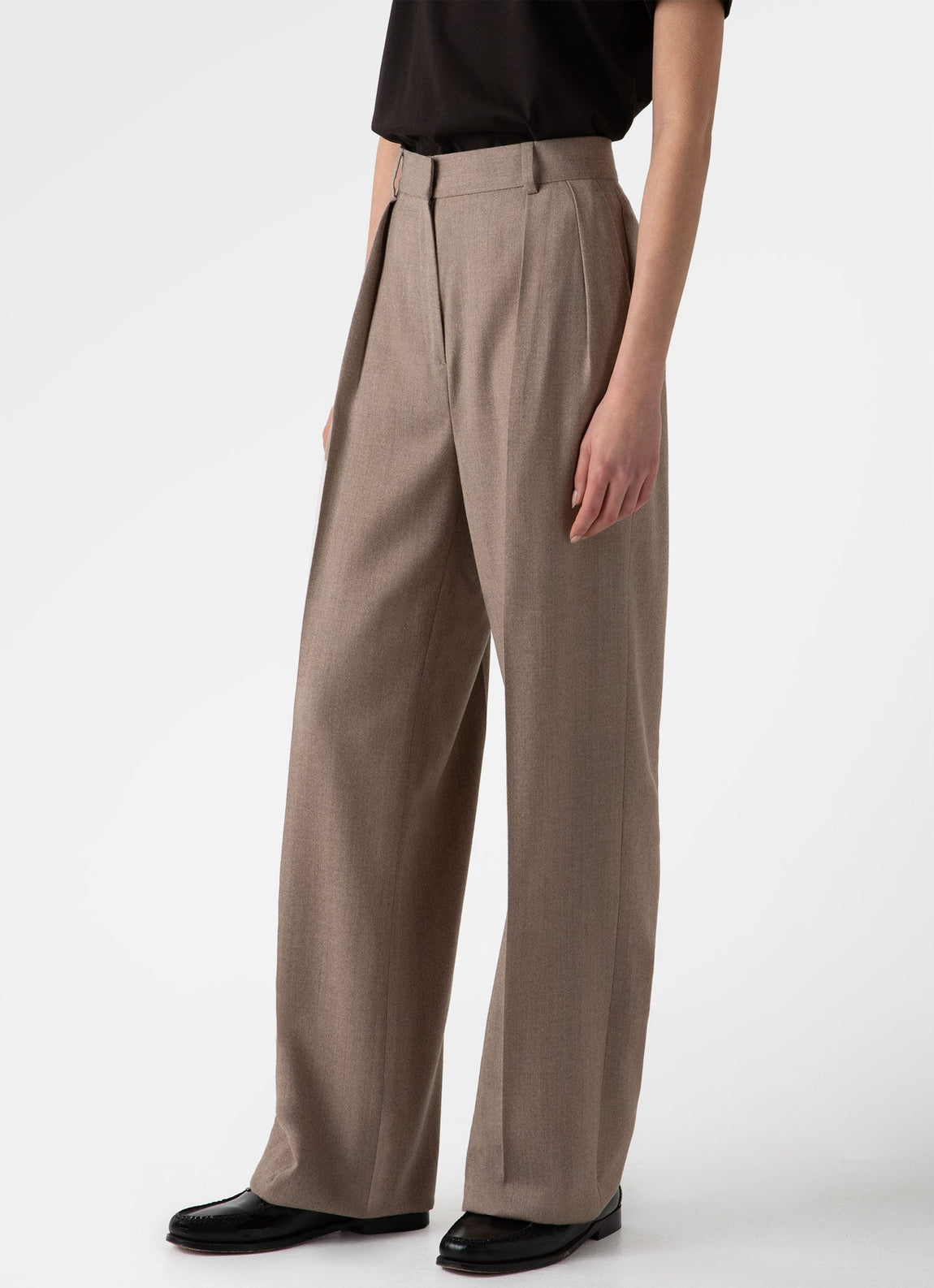 Women's Pleated Wool Flannel Trouser in Oatmeal Melange