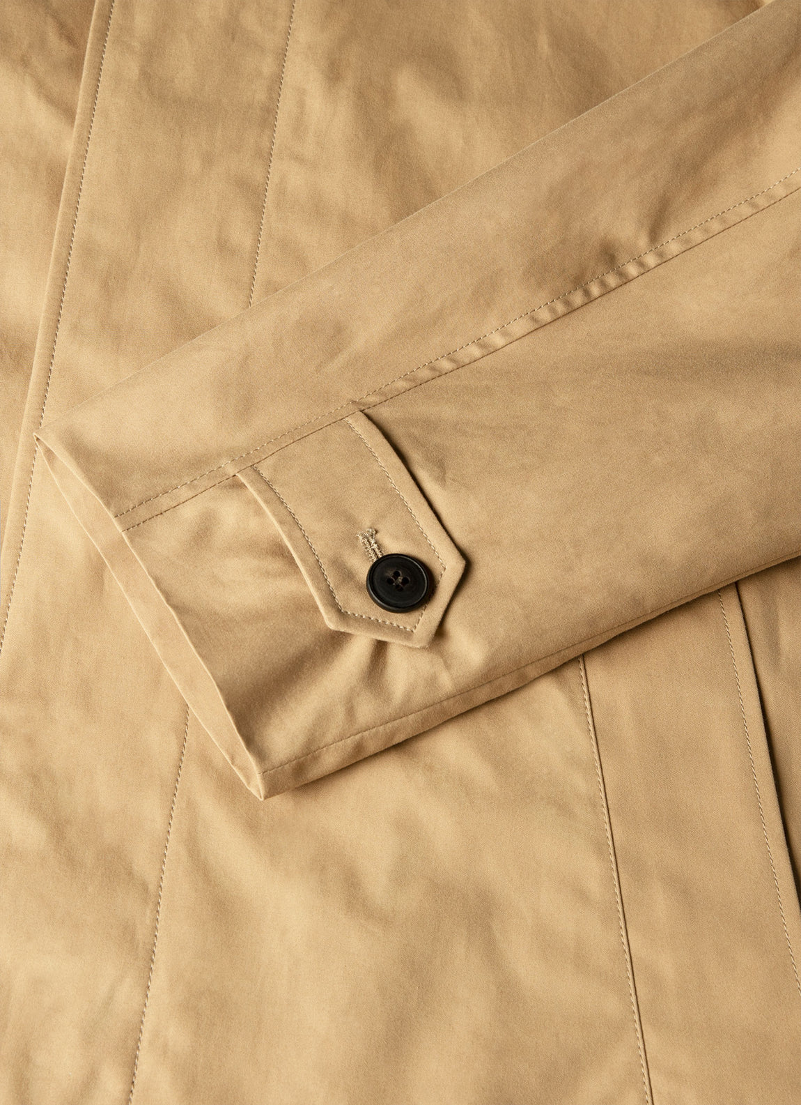Herren-Ventile-Mac in Dunkelbeige