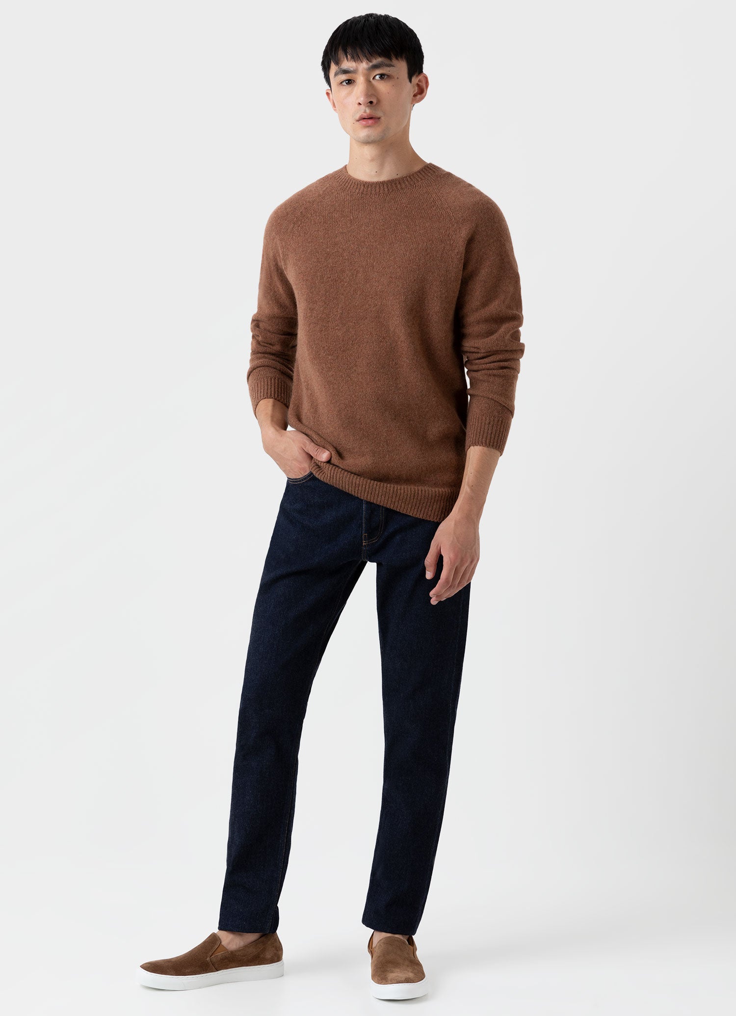 Men's Lambswool Crew Neck Jumper in Pecan