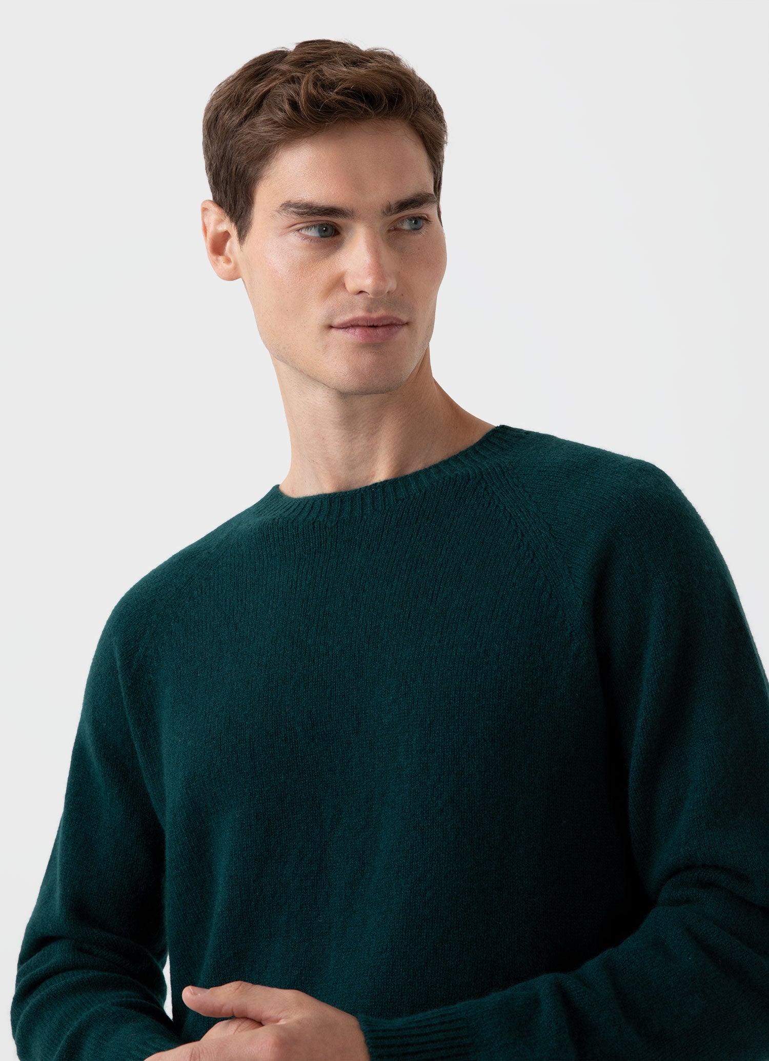 Men s Lambswool Crew Neck Jumper in Dark Green Sunspel