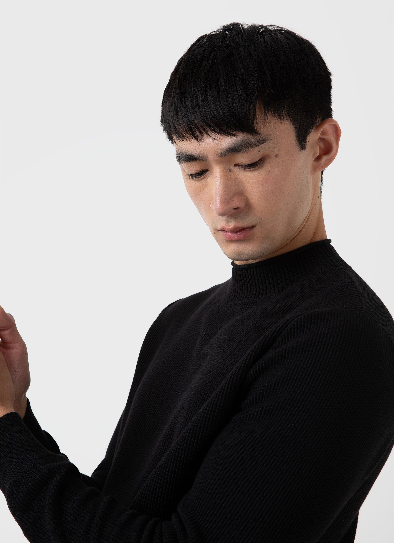 Men's Textured Guernsey Jumper in Black