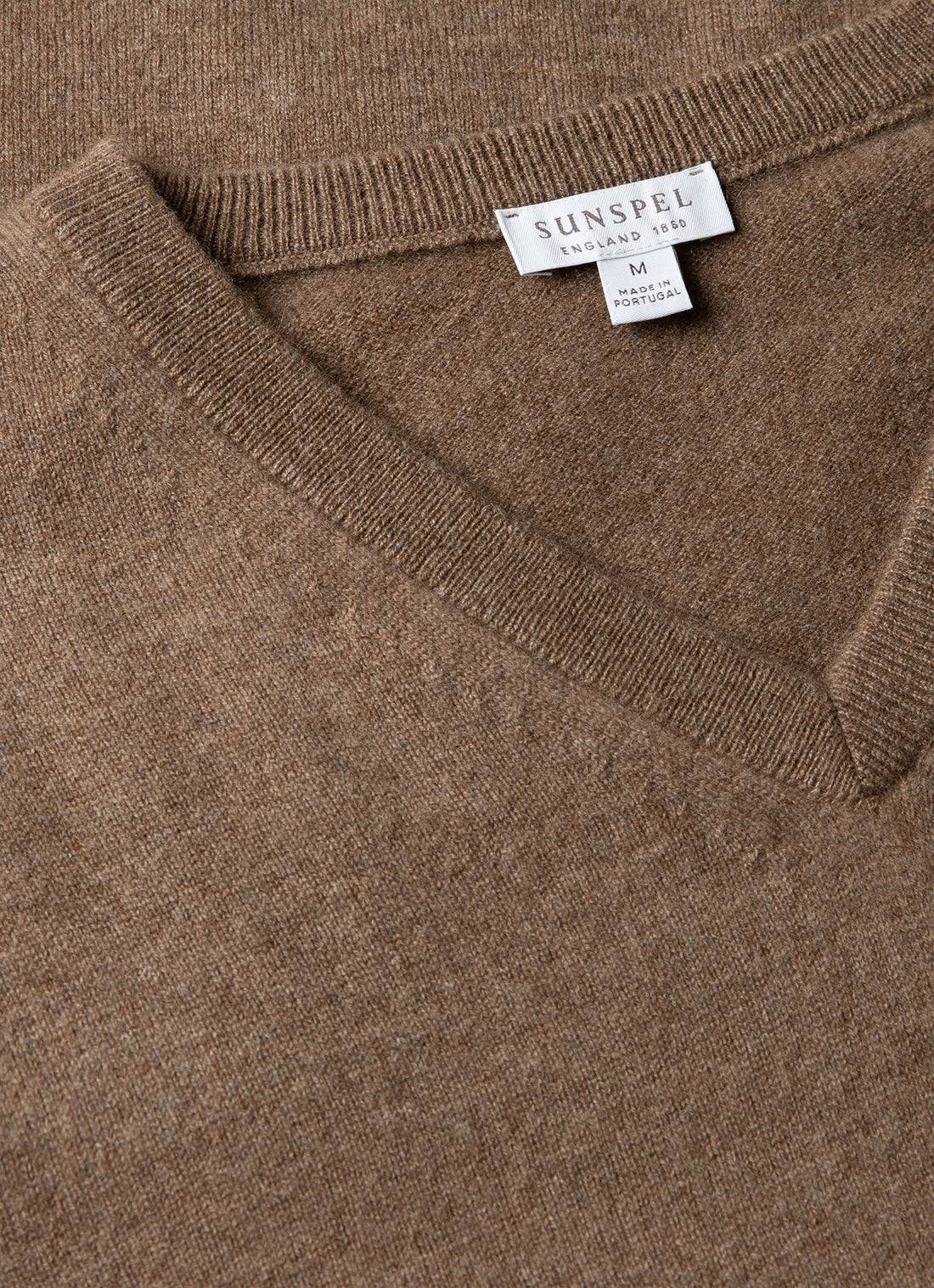 Pull col V en cachemire