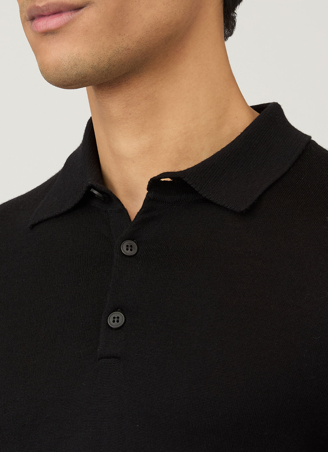 Men's Extra-Fine Merino Polo Shirt in Black
