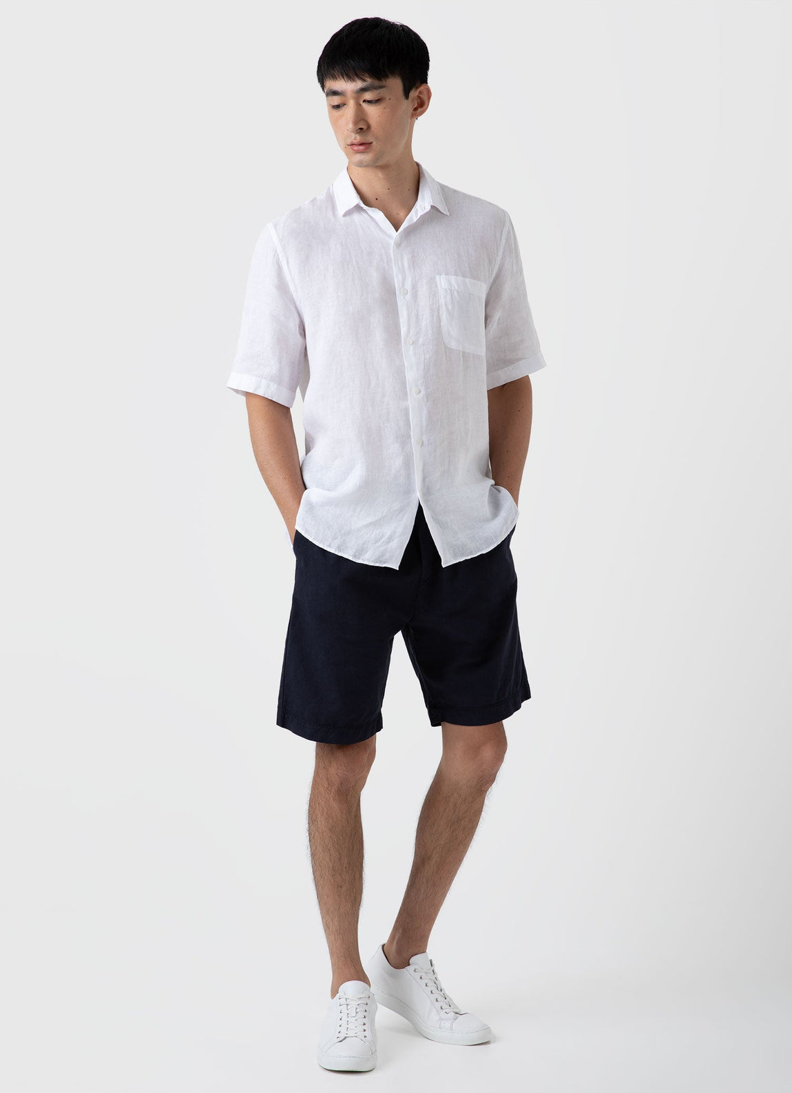 Men's Cotton Linen Drawstring Shorts in Navy