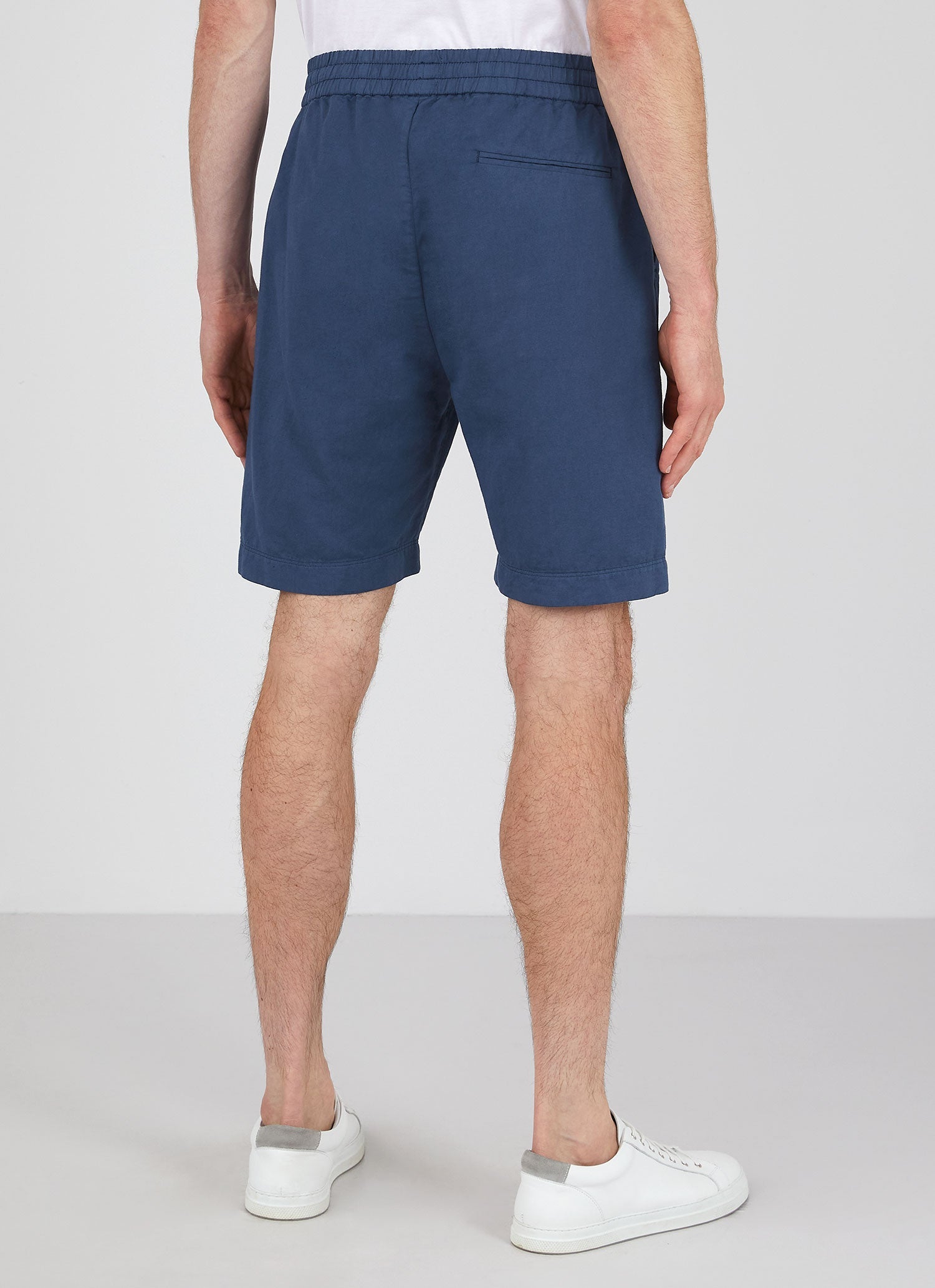 Men's Cotton Linen Drawstring Shorts in Atlantic Blue