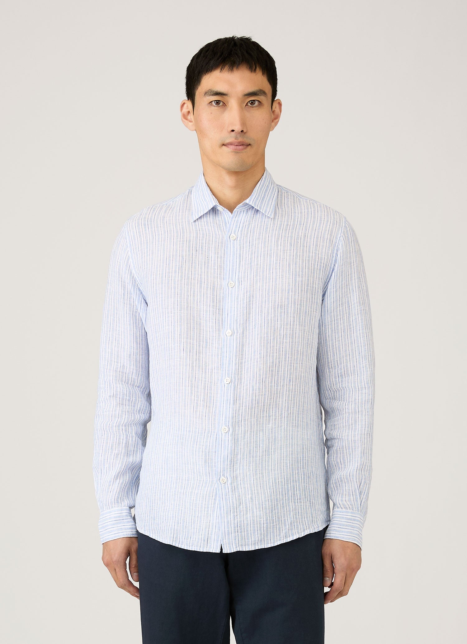 Men's Linen Shirt in Sky Blue/Navy