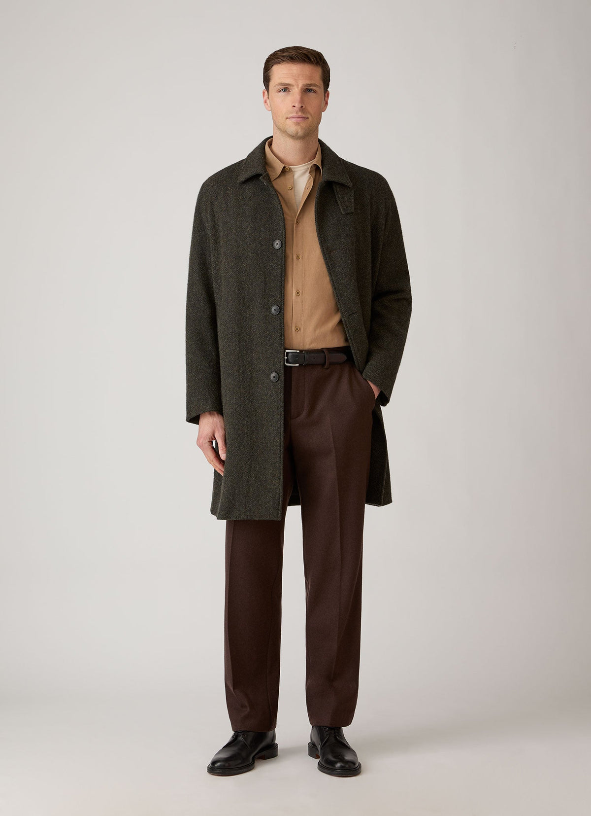 Men's Fine Cord Shirt in Dark Beige